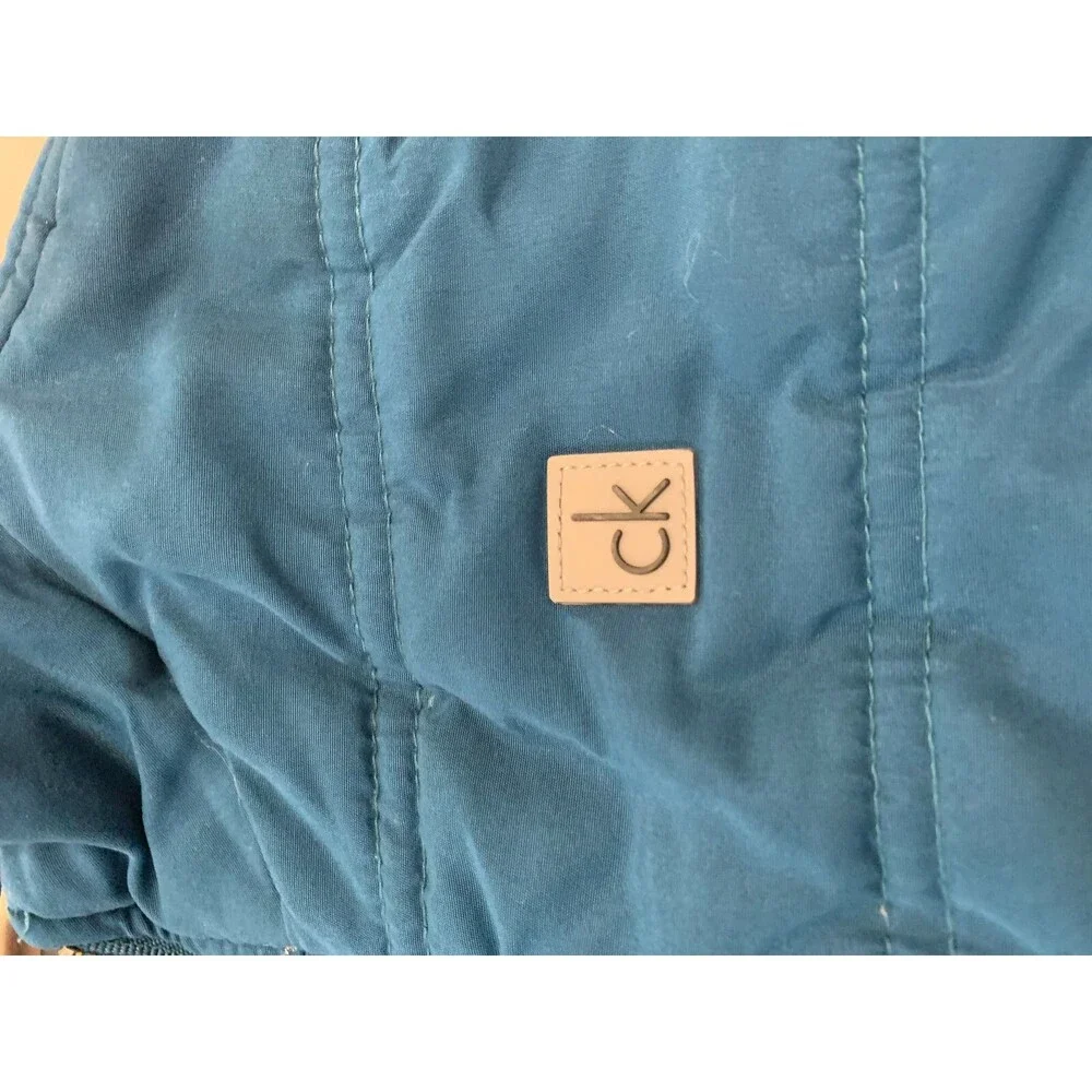 CALVIN KLEIN BOYS VEST SIZE 7